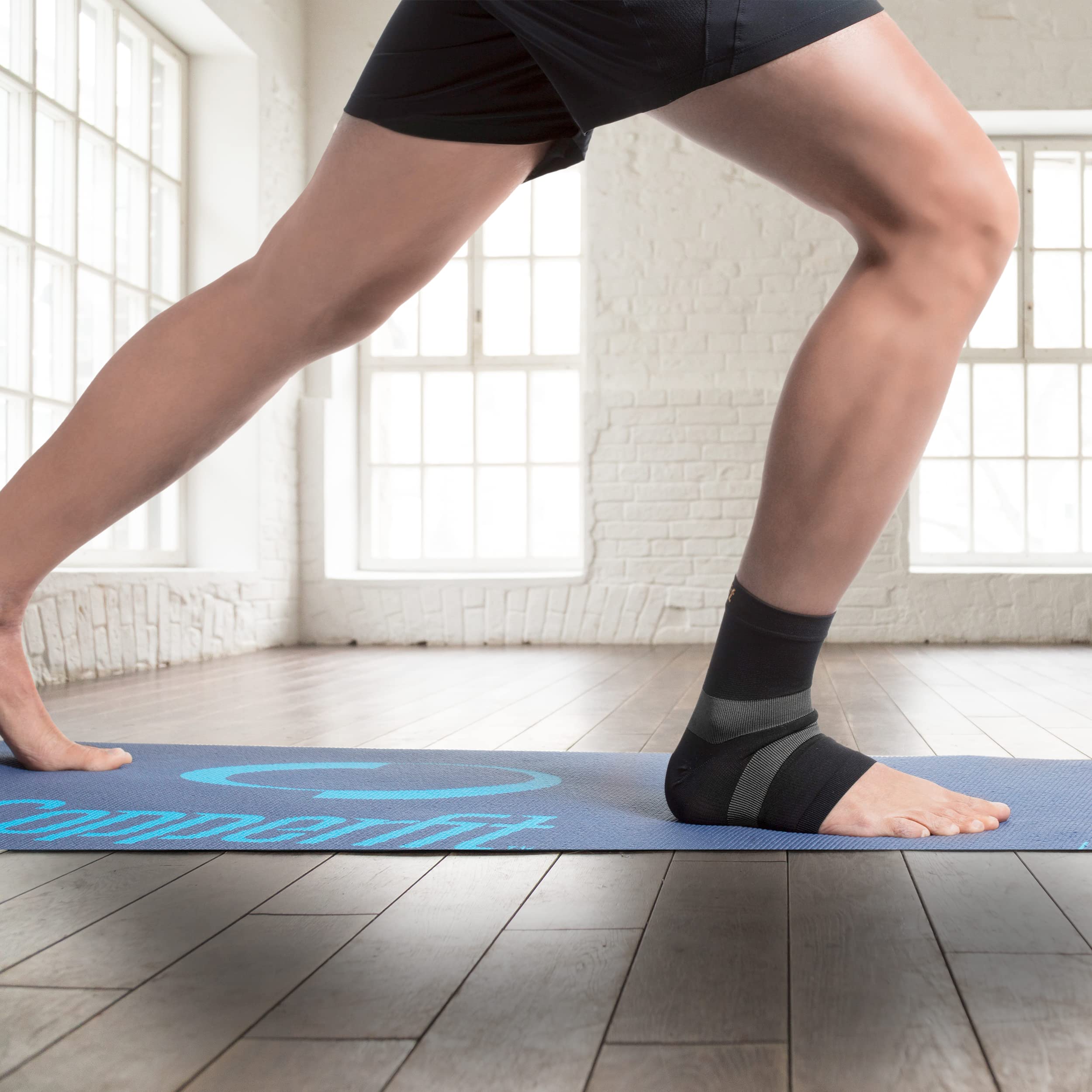 Copper Fit Pro Series Unisex Ankle Compression Sleeve - Image 5